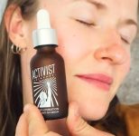 The Best Natural Face Serums for 2026